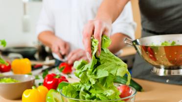 Europeanen kopen minder fruit en groenten Europeanen kopen minder fruit en groenten