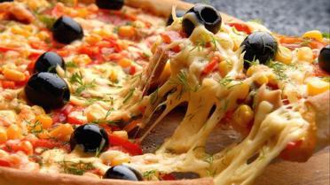 Pizzaketen plant restaurant op de maan