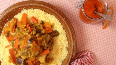 Couscous met lamsschenkel, saffraan en groenten