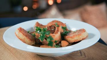 Stoofpot van runderschenkel met rösti’s