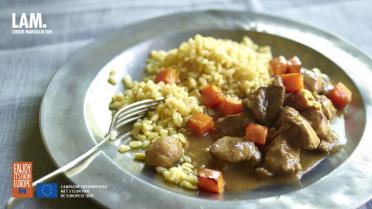 Stoofpotje van lamsvlees met kruiden, kastanjes en gegrilde butternut