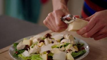 Sandra Bekkari's Caesar Salad 