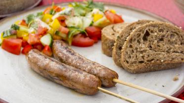 Gegrilde merguez met zuiderse salsa van Sandra Bekkari