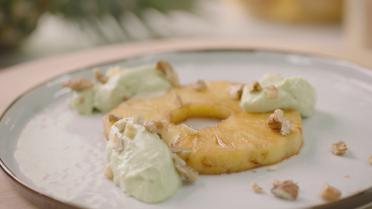 Open Keuken met Sandra Bekkari: Gemarineerde ananas met avocadocrème