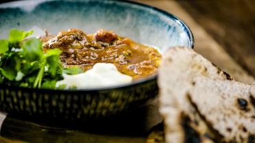 Loïc: Zot van Koken: Chapati met tikka masala
