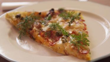 Pizza quattro formaggi over the top