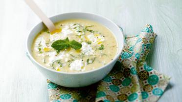 Courgettevelouté met munt en feta