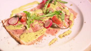 Kalfscarpaccio met tonijnmayonaise (zonder eigeel)