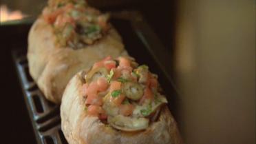 Mediterraans gevuld broodje