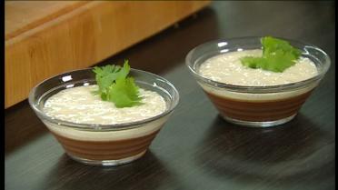 Panna cotta van chocolade met bananenmilkshake