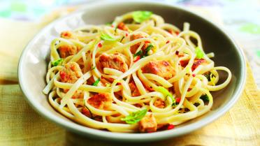 Linguini met chili en citroen
