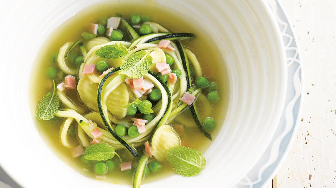 Soep met erwtjes en ham