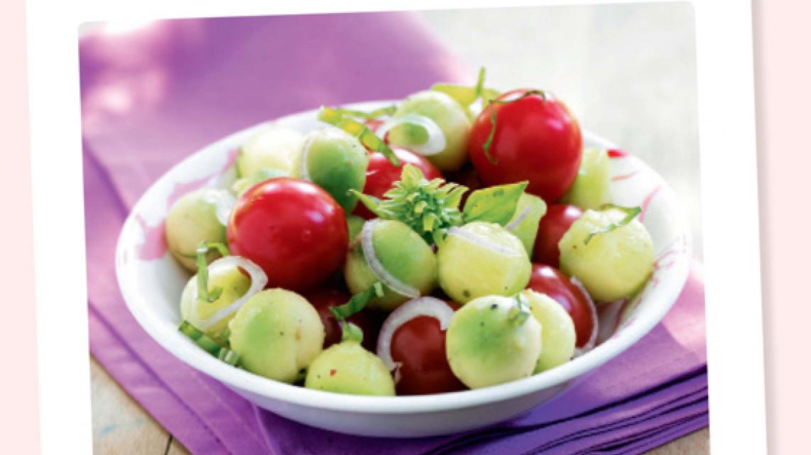 Salade met groenteknikkers